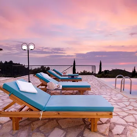 Villa Sapphire Blue Kalamítsi