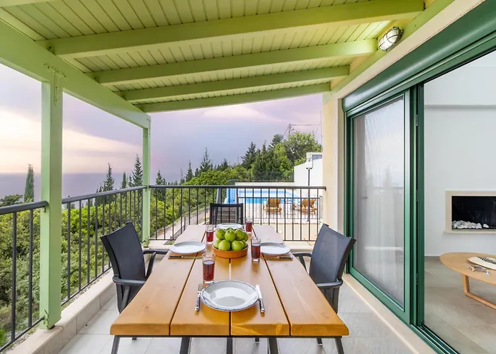 Sapphire Blue Kalamítsi