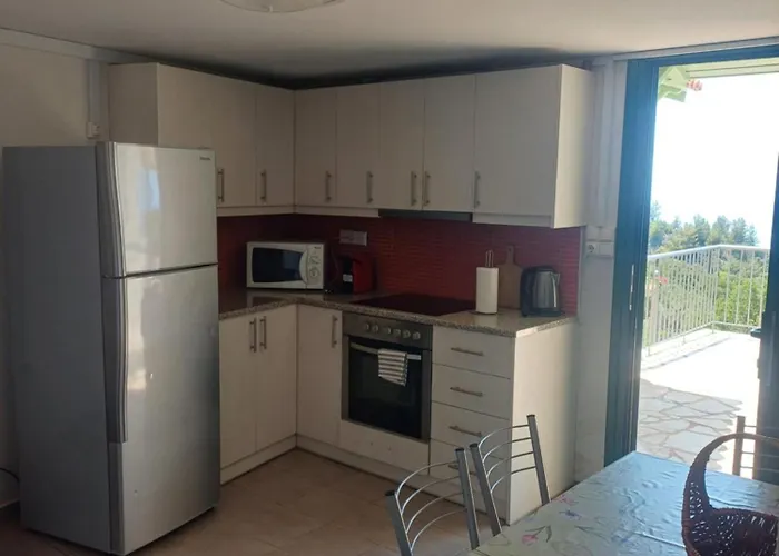 Sapphire Blue Willa *